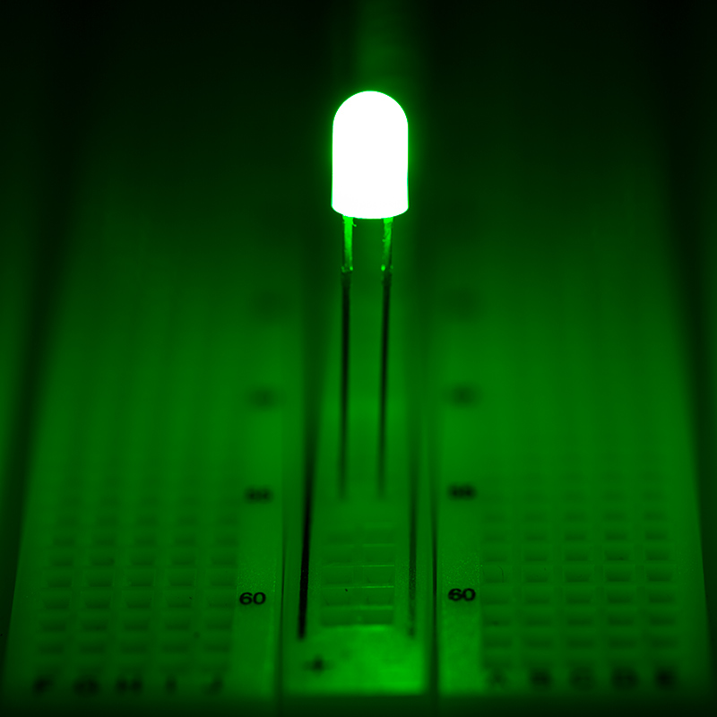 5mm Green LED - 510 nm - T1 3/4 LED w/ 360 Degree Viewing Angle