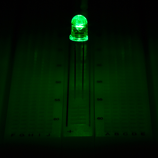 5mm Green LED - 525 nm - T1 3/4 LED w/ 45 Degree Viewing Angle